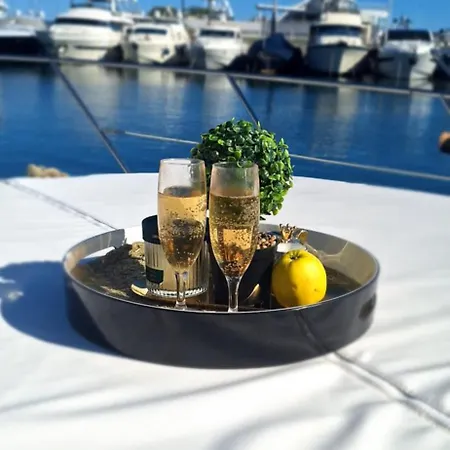 Blue Sea Boat * Vallauris